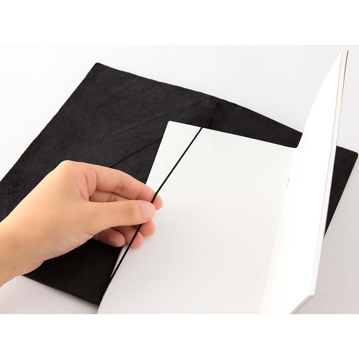 Užrašinė. Traveler's Notebook Regular [Black]