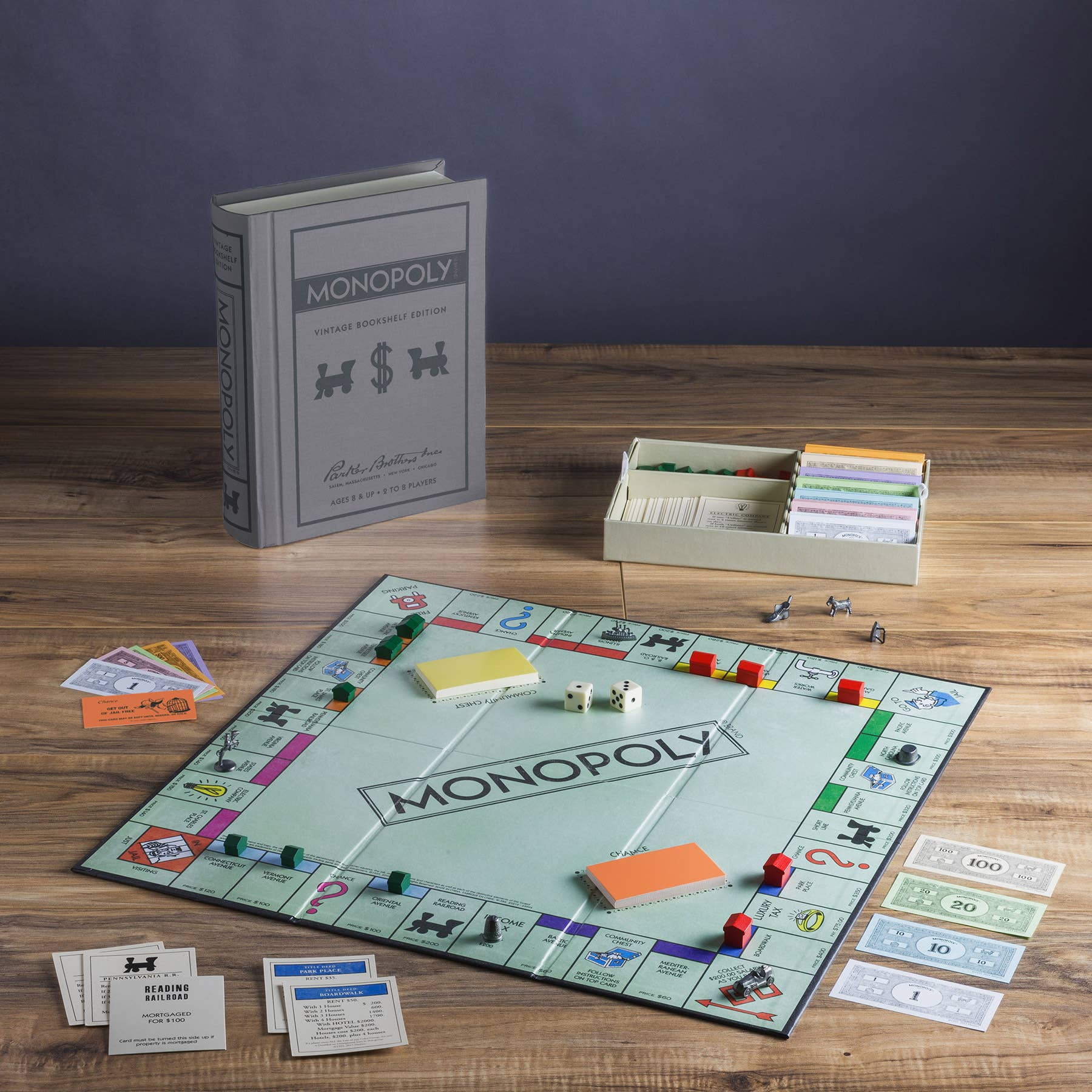 Stalo žaidimas. Monopoly Vintage Bookshelf Edition