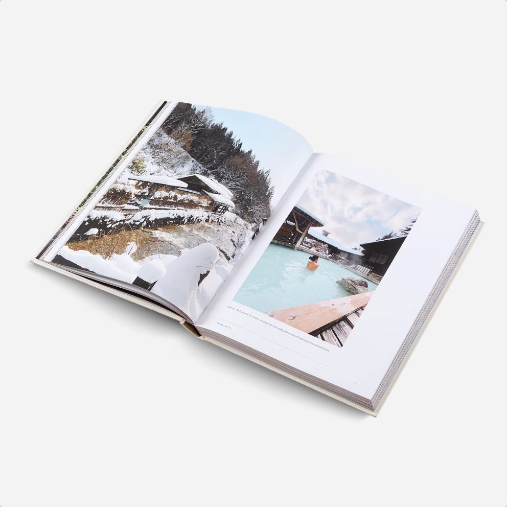 Knyga. Onsen and Ryokan of Japan