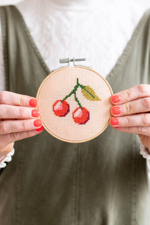 Siuvinėjimo rinkinys. Cherry Cross Stitch Kit