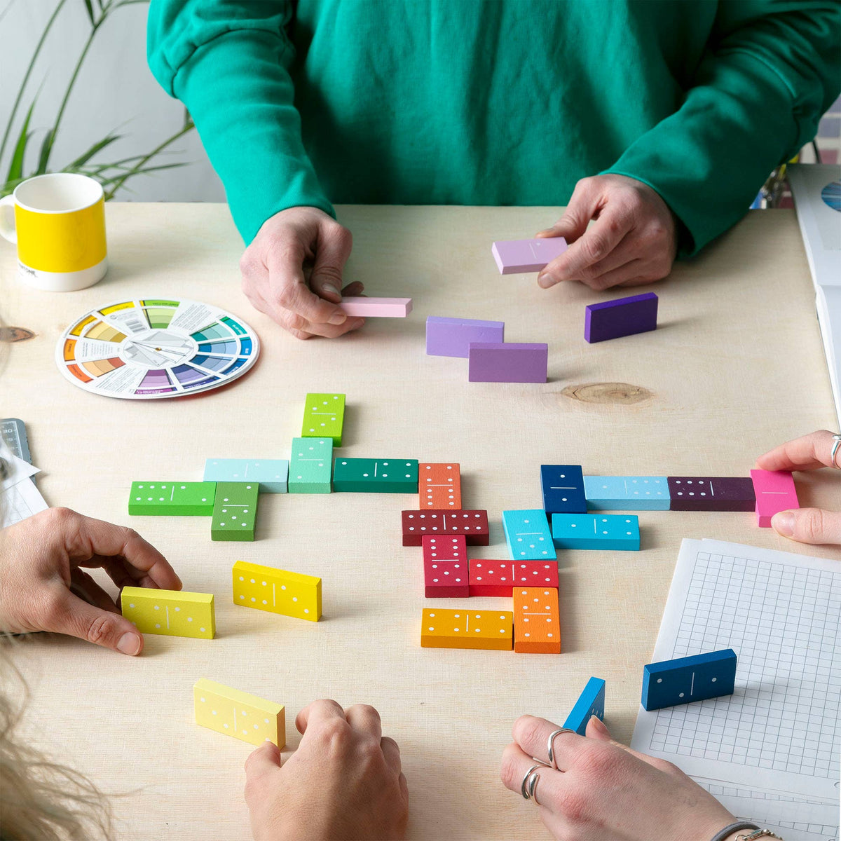 Žaidimas. Gradient Dominoes