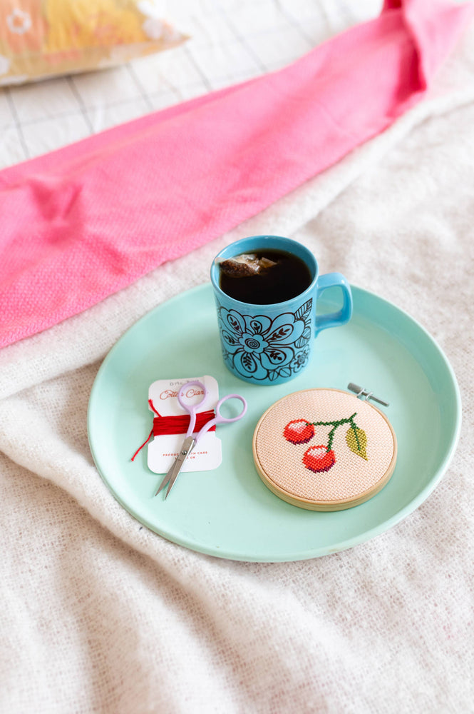 Siuvinėjimo rinkinys. Cherry Cross Stitch Kit