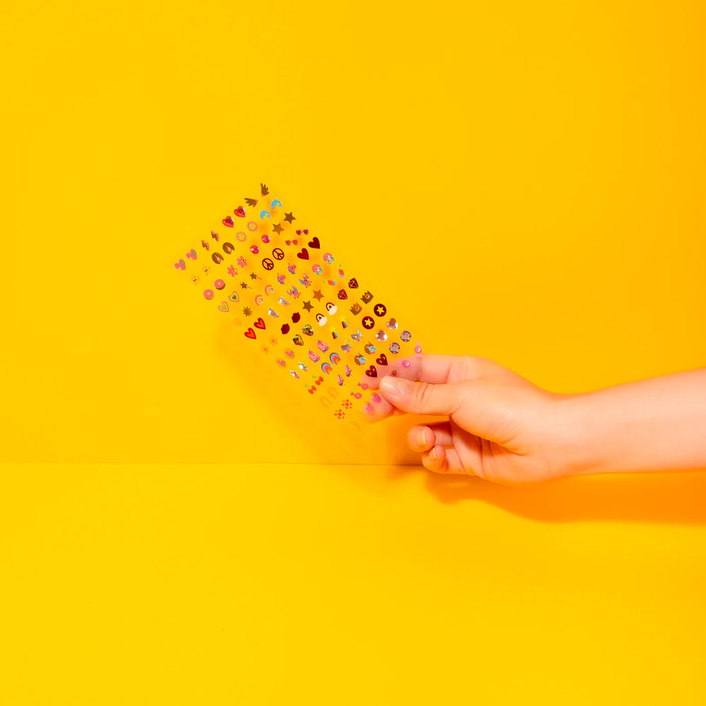 Priklijuojami auskarai. Earrings Lily