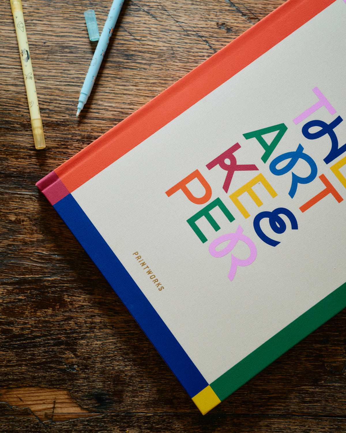 Albumas knyga. Frame book [The Art Keeper]