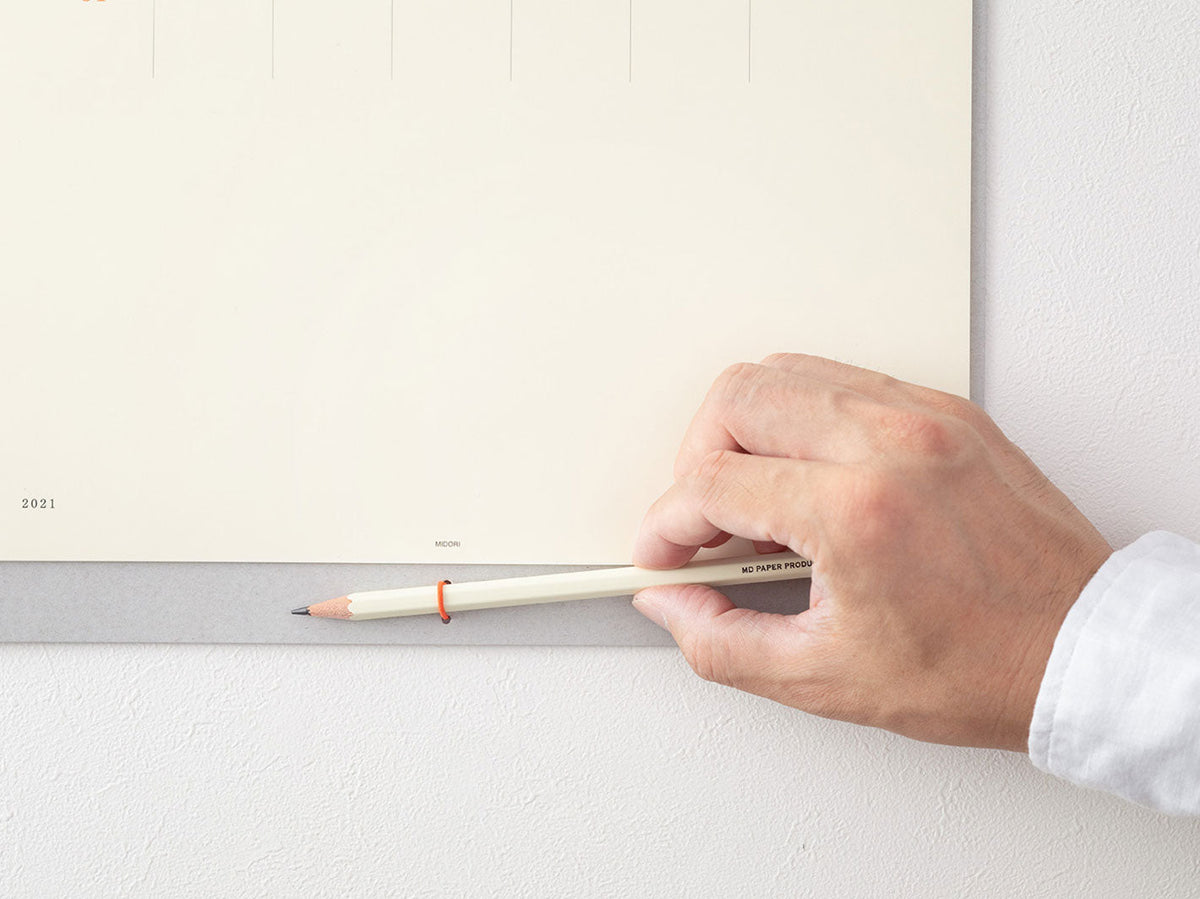 Sieninis kalendorius. MD Calendar Wall-Hanging with Pencil [2027]