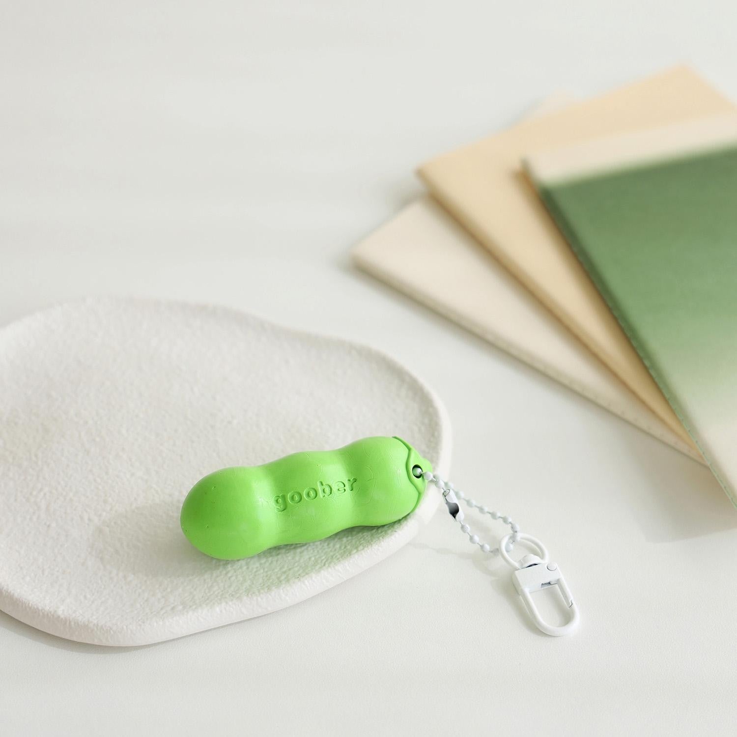 Raktų pakabukas. Pea Crayon Keyring