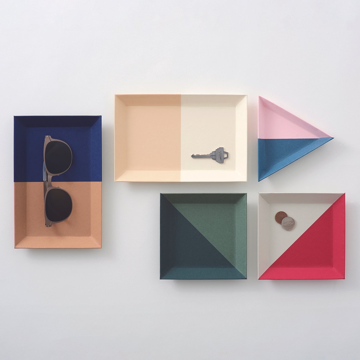 Popierinis padėkliukas. Shikaku [L]