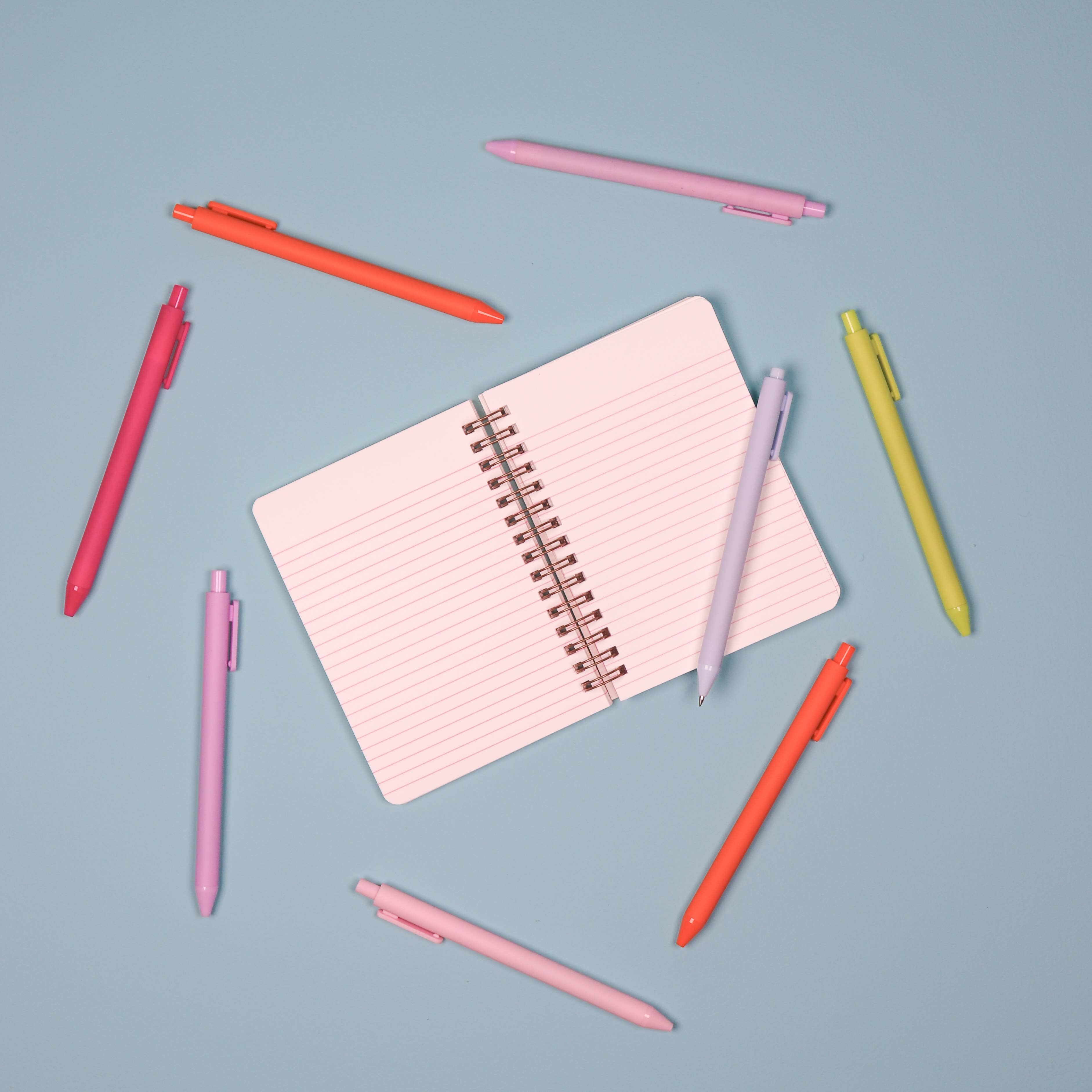 Užrašinė. Daisy Dot Red Mini Spiral Notebook [Red]