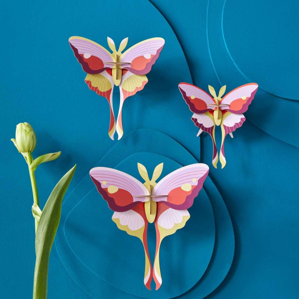 Dėlionė. Big Insects [Lilac Comet Butterflies]