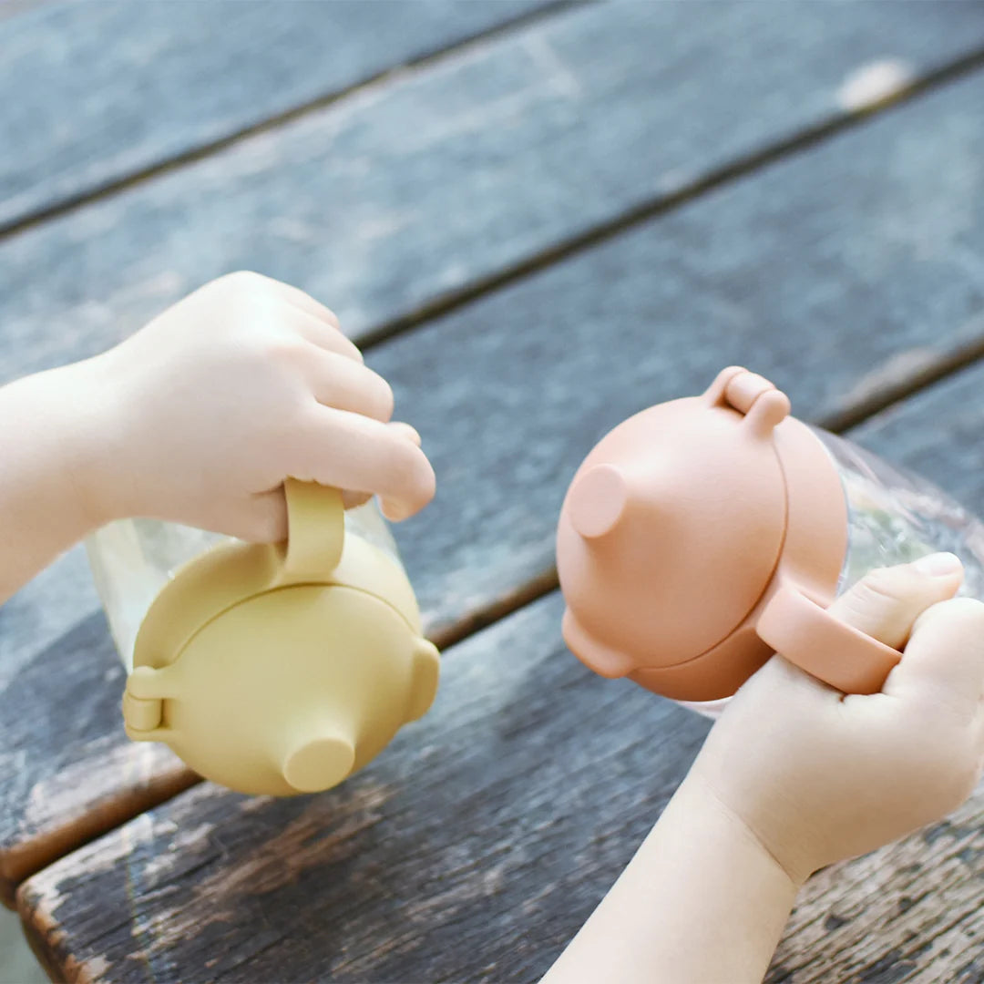 Gertuvė. Bonbo Straw Mug [Ivory]