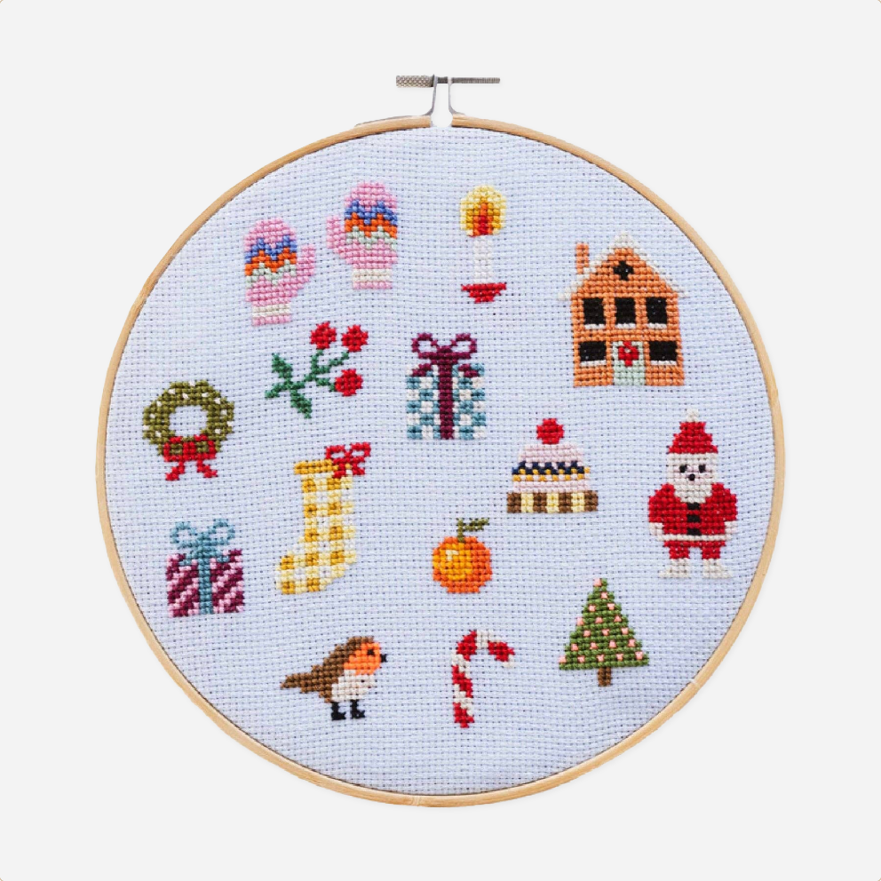 Siuvinėjimo rinkinys. Colourful Beginner Christmas Cross Stitch Kit