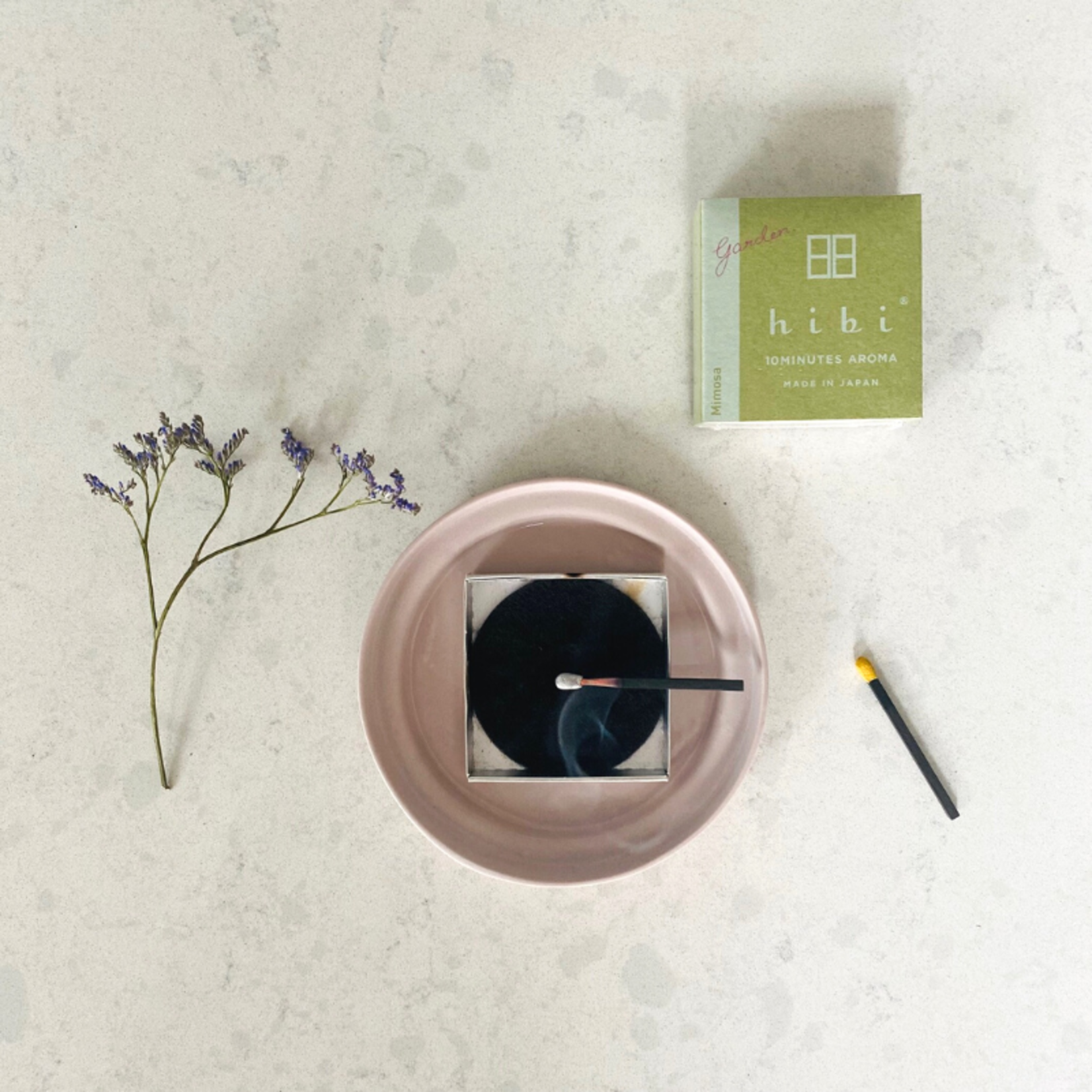 Japoniški Smilkalai. 10 Minutes Aroma [Mimosa]