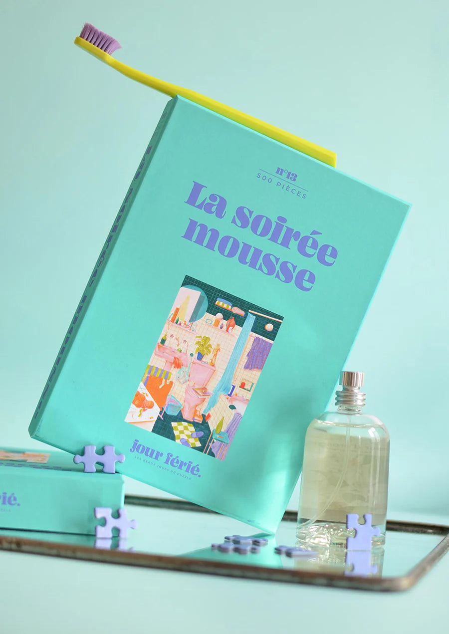 Dėlionė. La soirée mousse