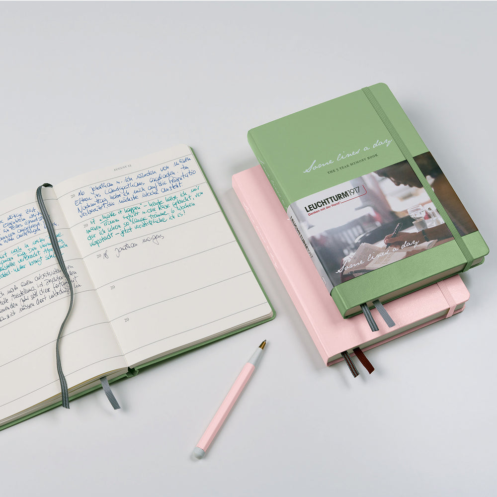 Užrašinė. Some Lines A Day. 5-Year-Book [Forest Green]