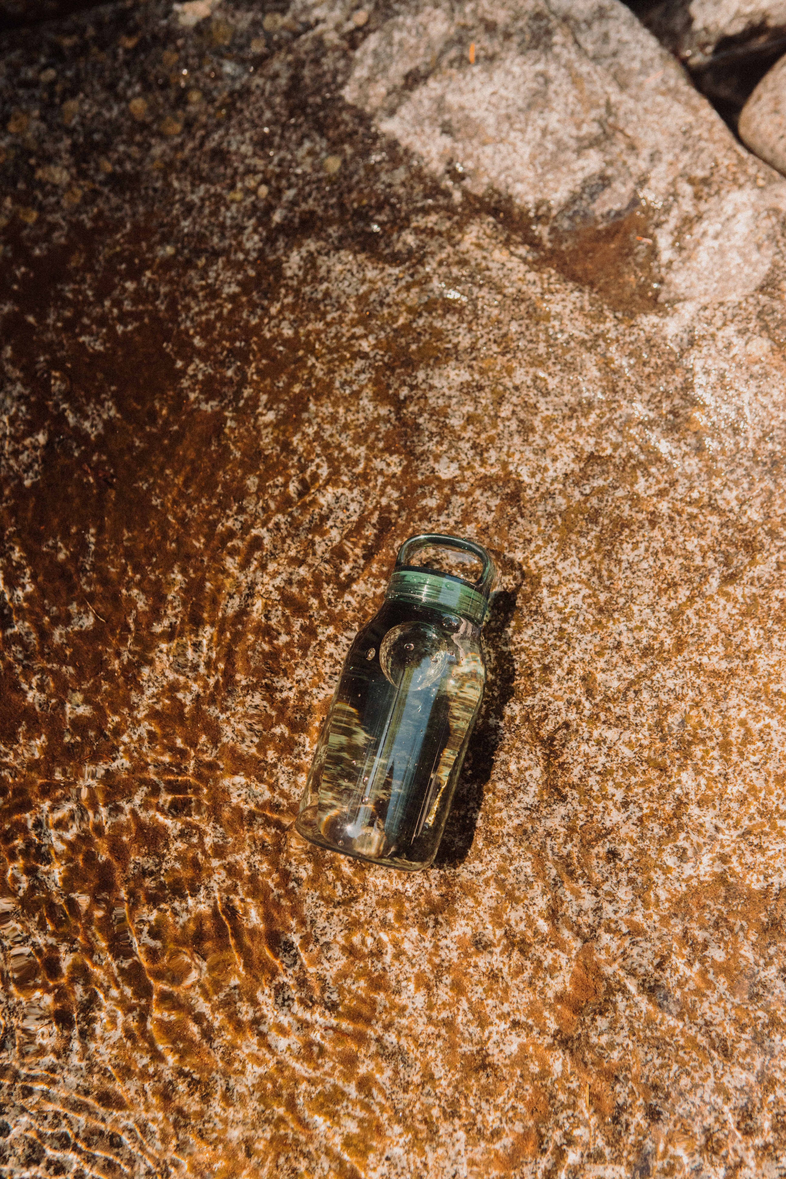 Gertuvė. Water Bottle [Smoke]