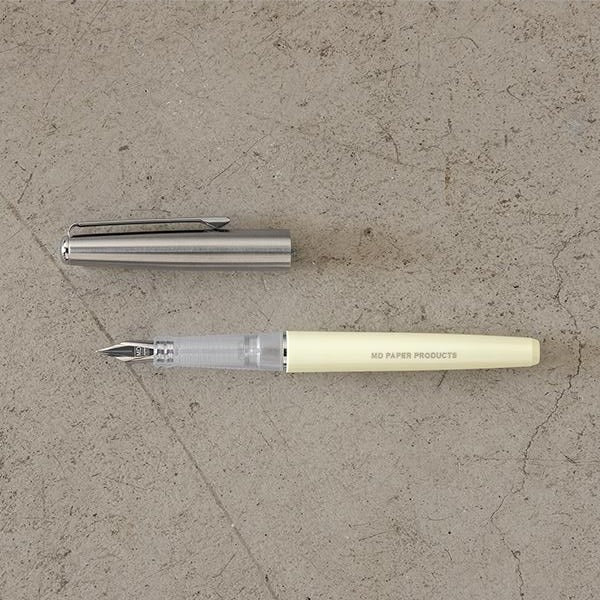 Parkeris. Midori MD Fountain Pen