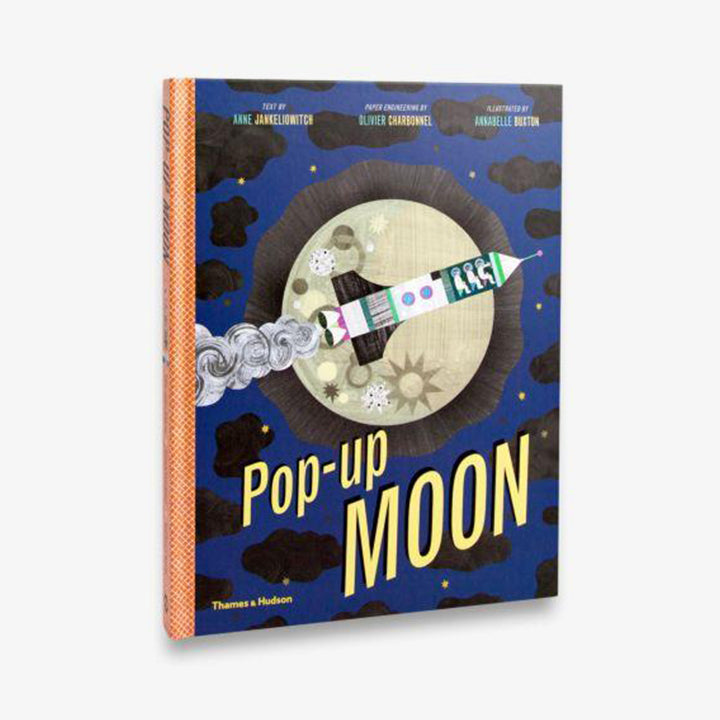 Knyga. Pop-Up Moon!