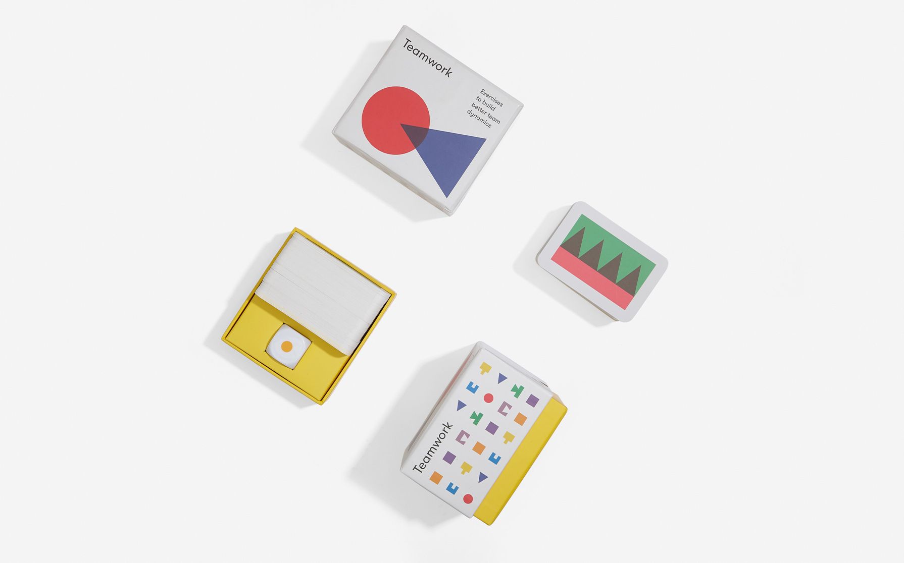 Žaidimas. Teamwork Card Game