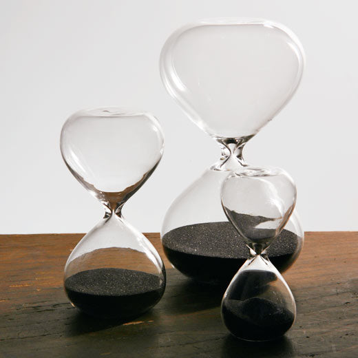 Smėlio laikrodis. Hourglass - [S]