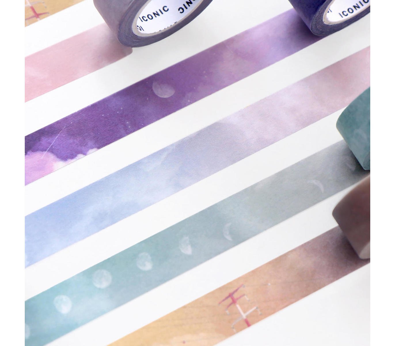Lipni Juostelė. Masking Tape Visata