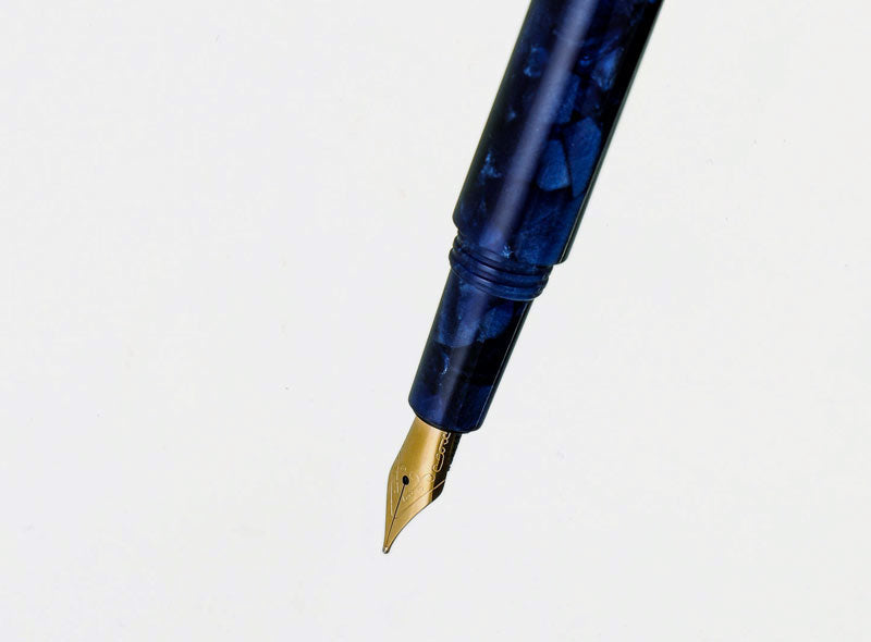 Parkeris. Attaché Marbled Fountain Pen