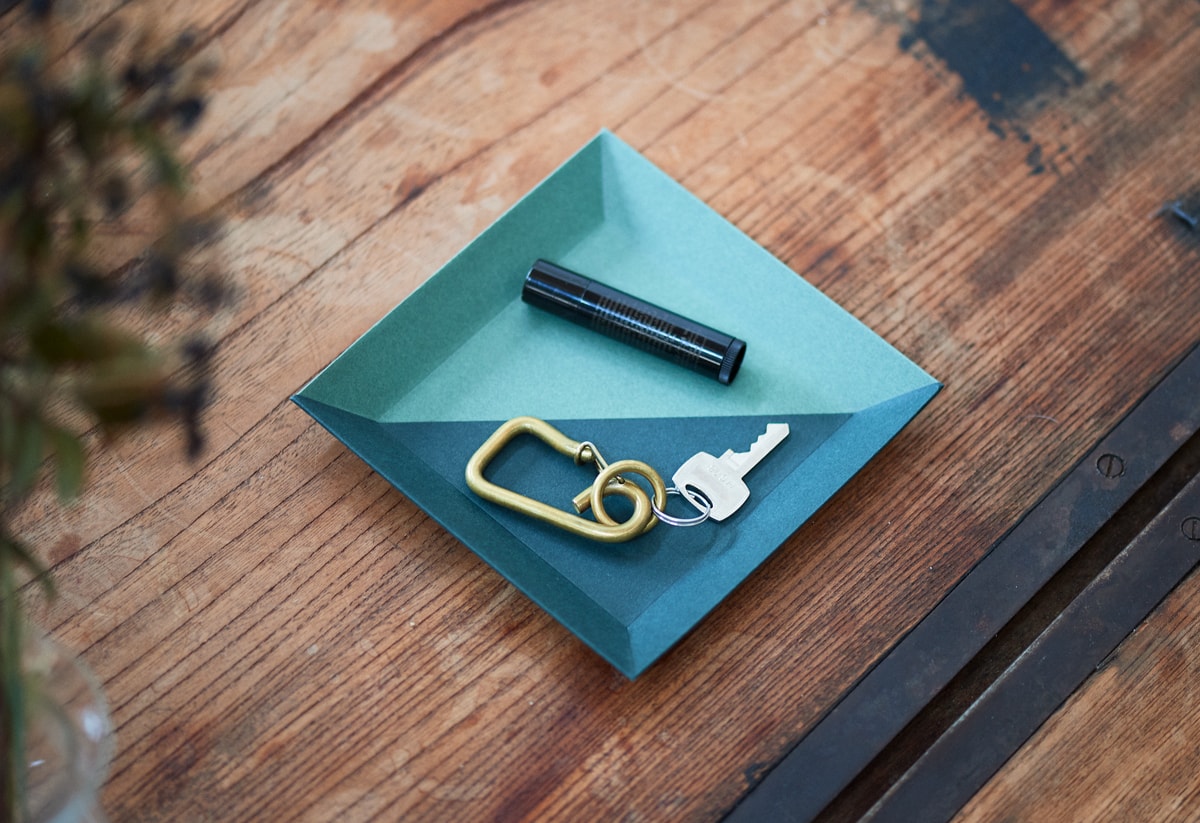 Popierinis padėkliukas. Shikaku [S]